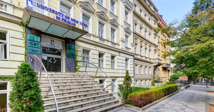 Prag New York Üniversitesi